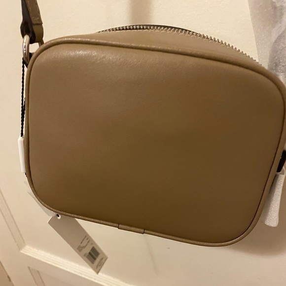 MARC JACOBS NWT Voyager Leather Square Crossbody Bag - Picture 7 of 11